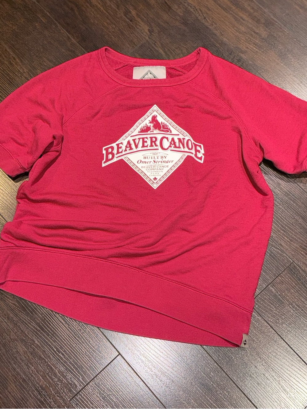 Beaver Canoe Crewneck Pullover Sweatshirt Short Sleeve Women’s Size L Red